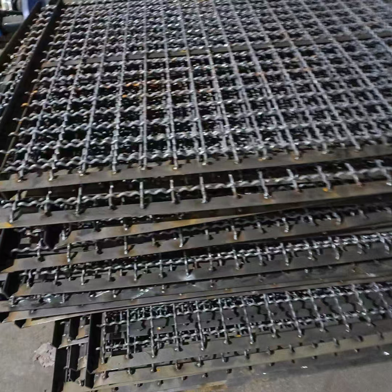 Rolled mesh